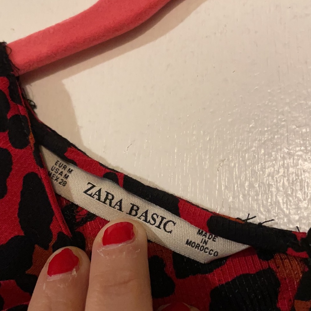 Never Worn Zara Top Size M - Picture 4 of 4